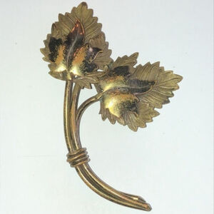 Vintage Brass Layered Leaf Brooch Shoulder Pin